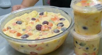Salada de frutas deliciosa fácil uma sobremesa perfeita