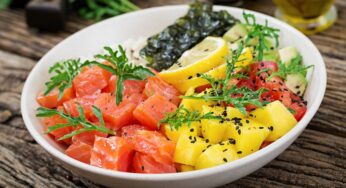 Como fazer o Poke de Salmão perfeito em casa