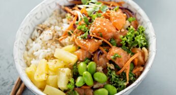 Poke de Salmão com Abacaxi: receita fácil e saudável